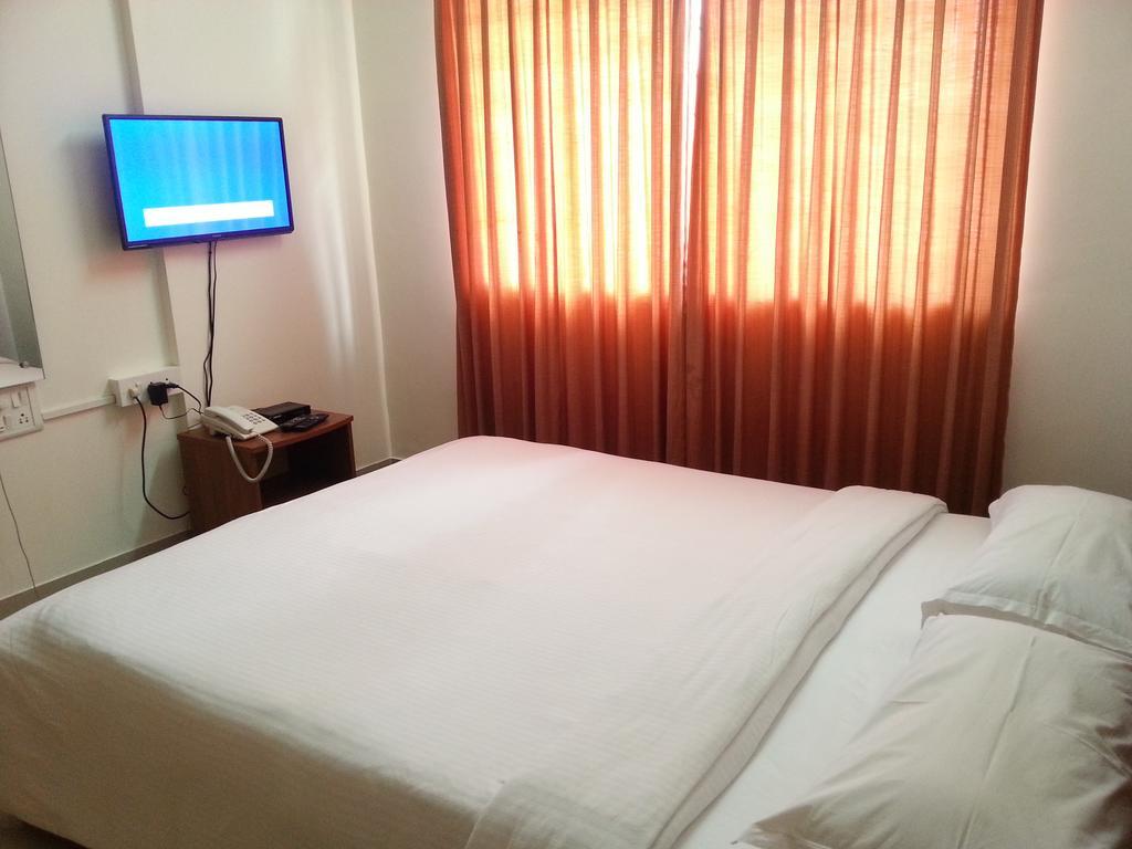 The Grand Serenity Apartment Hotel Bangalore Exterior foto